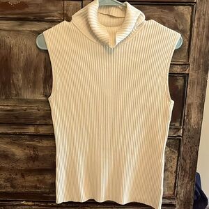 Chico’s silk blend tank Size 1 M/8